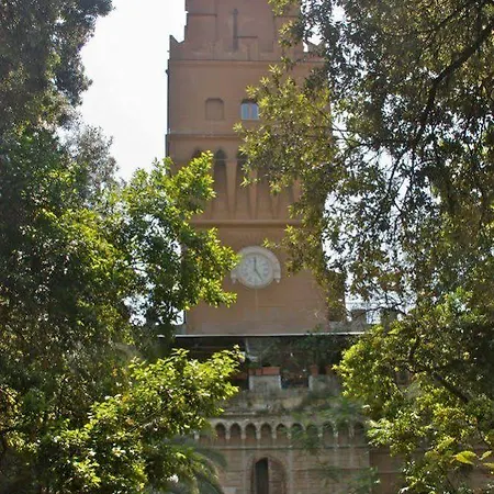 La Torre Di Ro Nocleg ze śniadaniem *